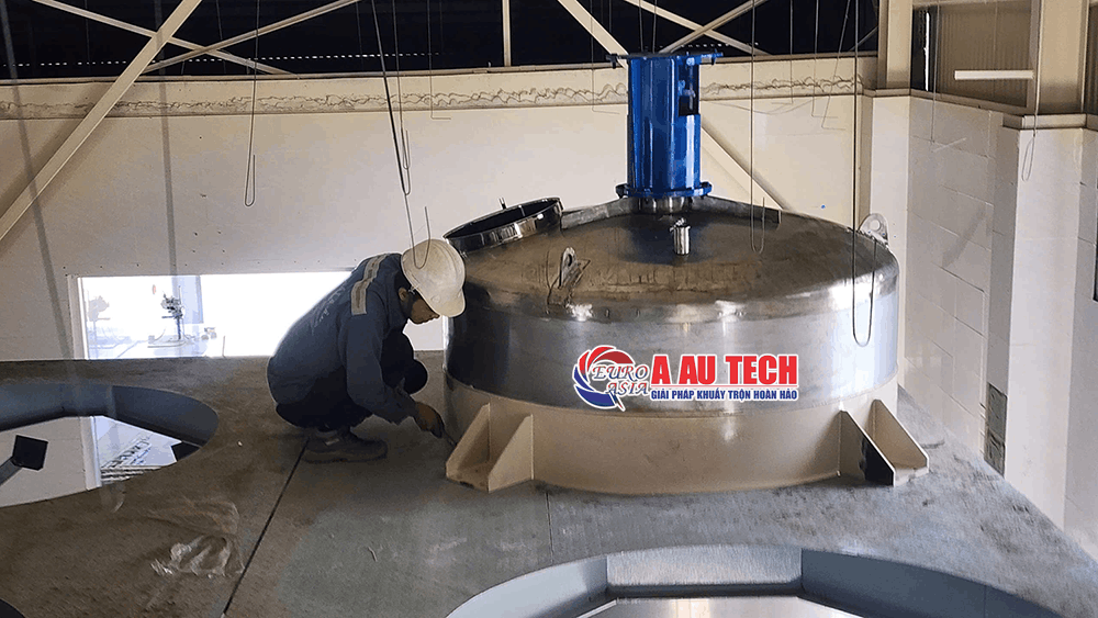 lắp đặt bồn khuấy sơn công nghiệp