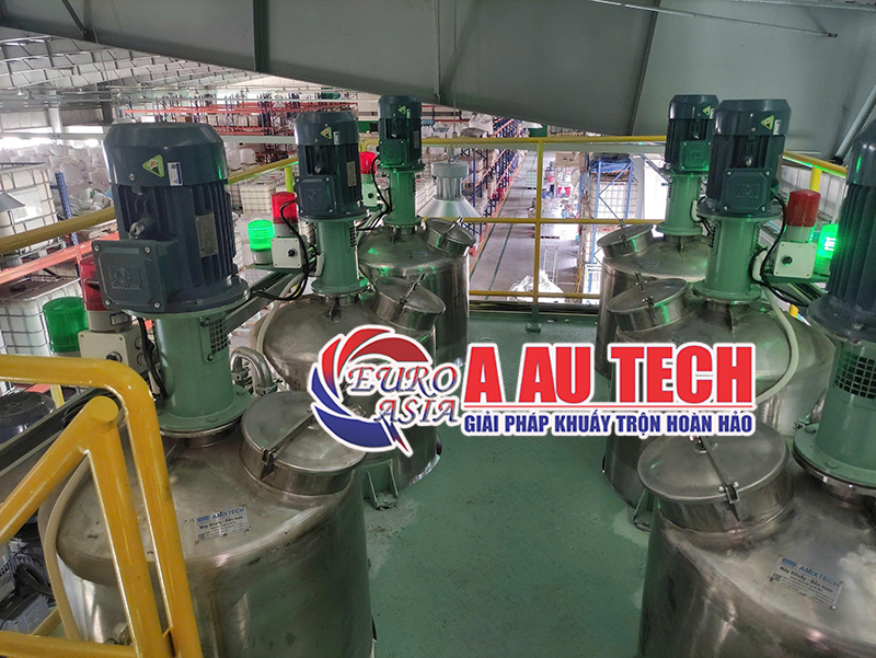 bồn khuấy phụ gia sơn