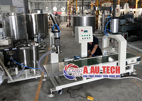 máy chiếc rót sơn AO-01