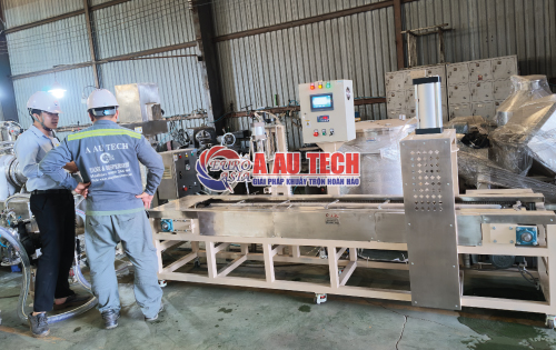 Máy chiết rót và đóng nắp thùng 5-18L