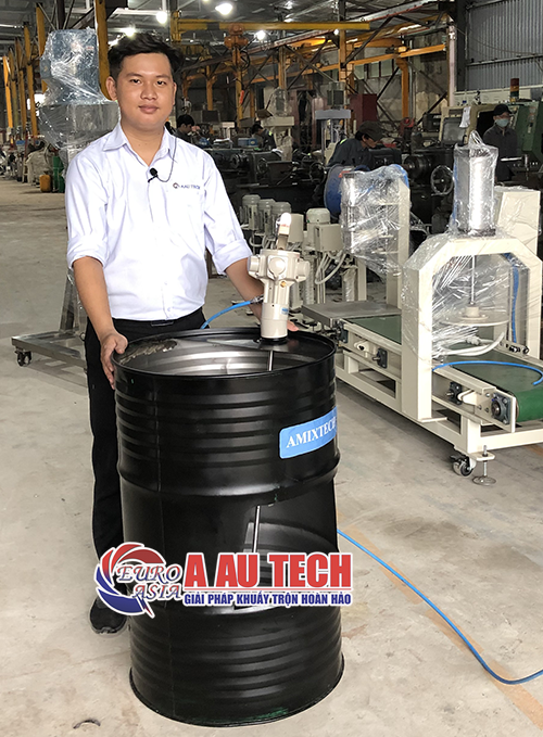 máy khuấy khí nén gắn lỗ miệng thùng phuy Amix-K06