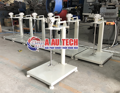 máy khuấy khí nén nâng tay 20 lít