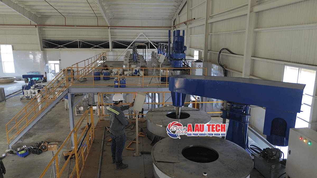 máy khuấy phân tán sơn hệ xoay