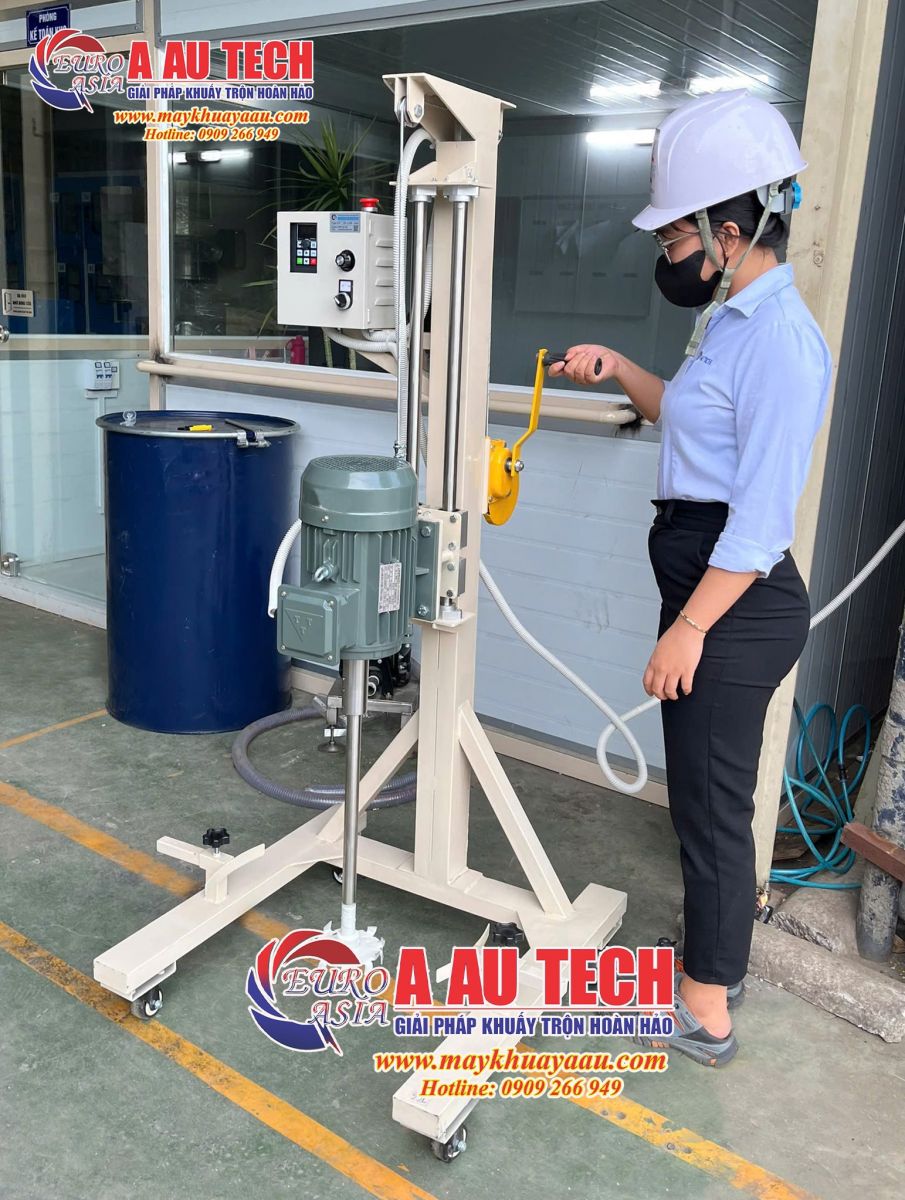 máy khuấy sơn 50 lít tay quay