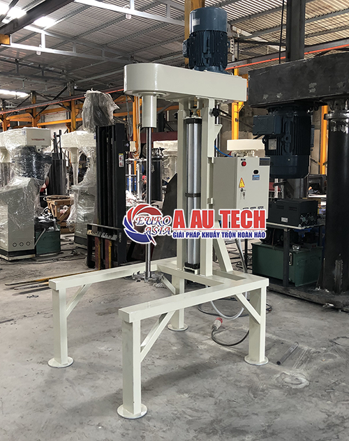máy khuấy sơn chân cao 200 lít Amix-B04
