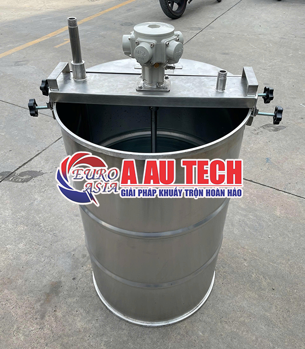 máy khuấy sơn thùng phuy 200 lit