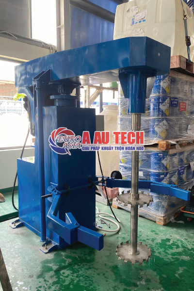 máy khuấy 2000 lít