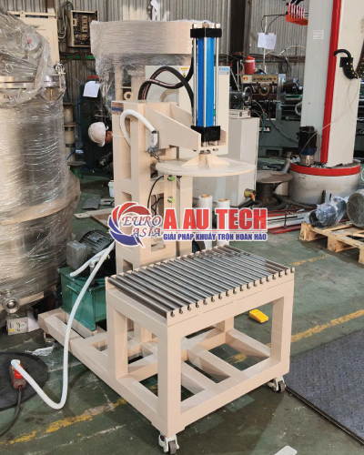 Máy đóng nắp thùng sơn 5–18 lít