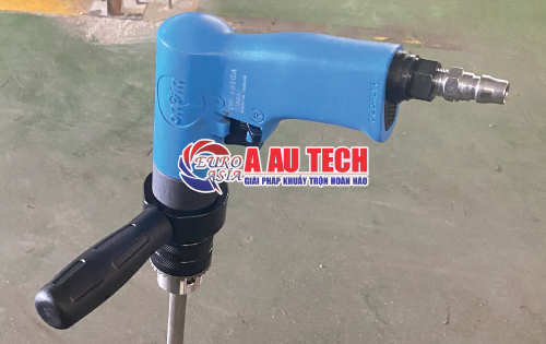 máy khuấy khí nén cầm tay