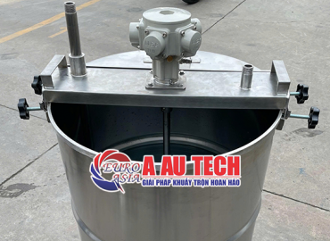 Máy khuấy sơn thùng phuy 200 lít motor khí nén 5 piston